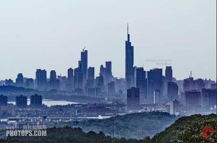 Photoshop将雾霾城市图片调制出高清风景大片